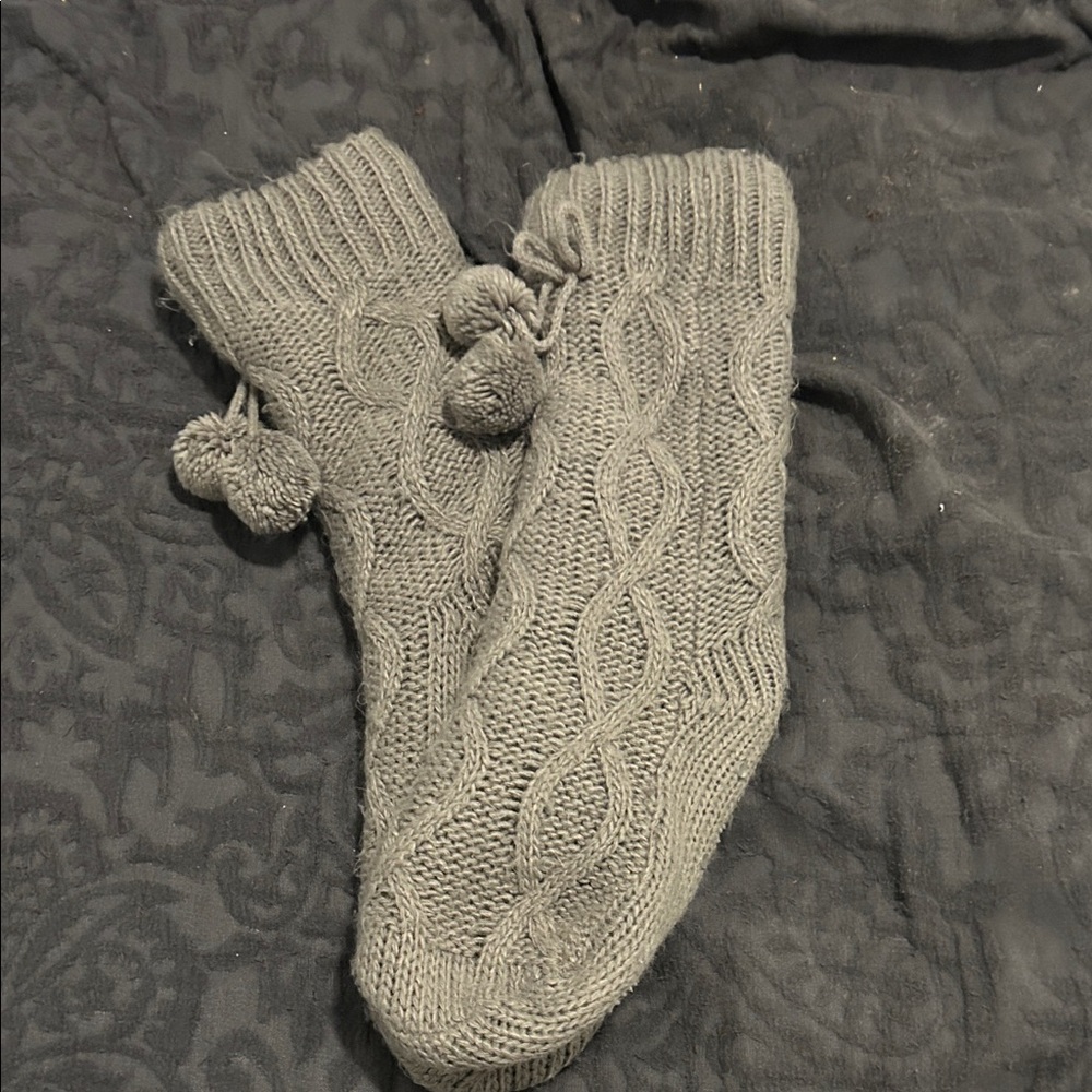 Gray Cable Knit Slipper Socks